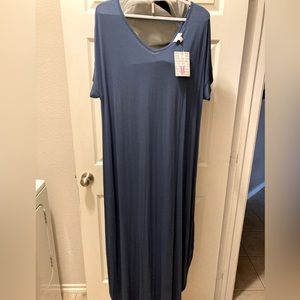NWT!!! LulaRoe Macy V-Neck Maxi Dress - Medium
